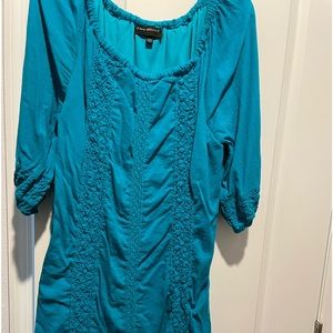 Turquoise embroidered lace